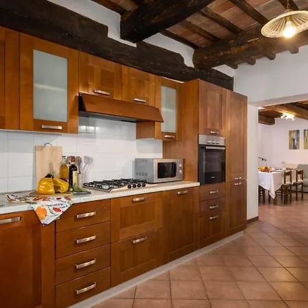 Monti 1824 - Apartments&cottages *